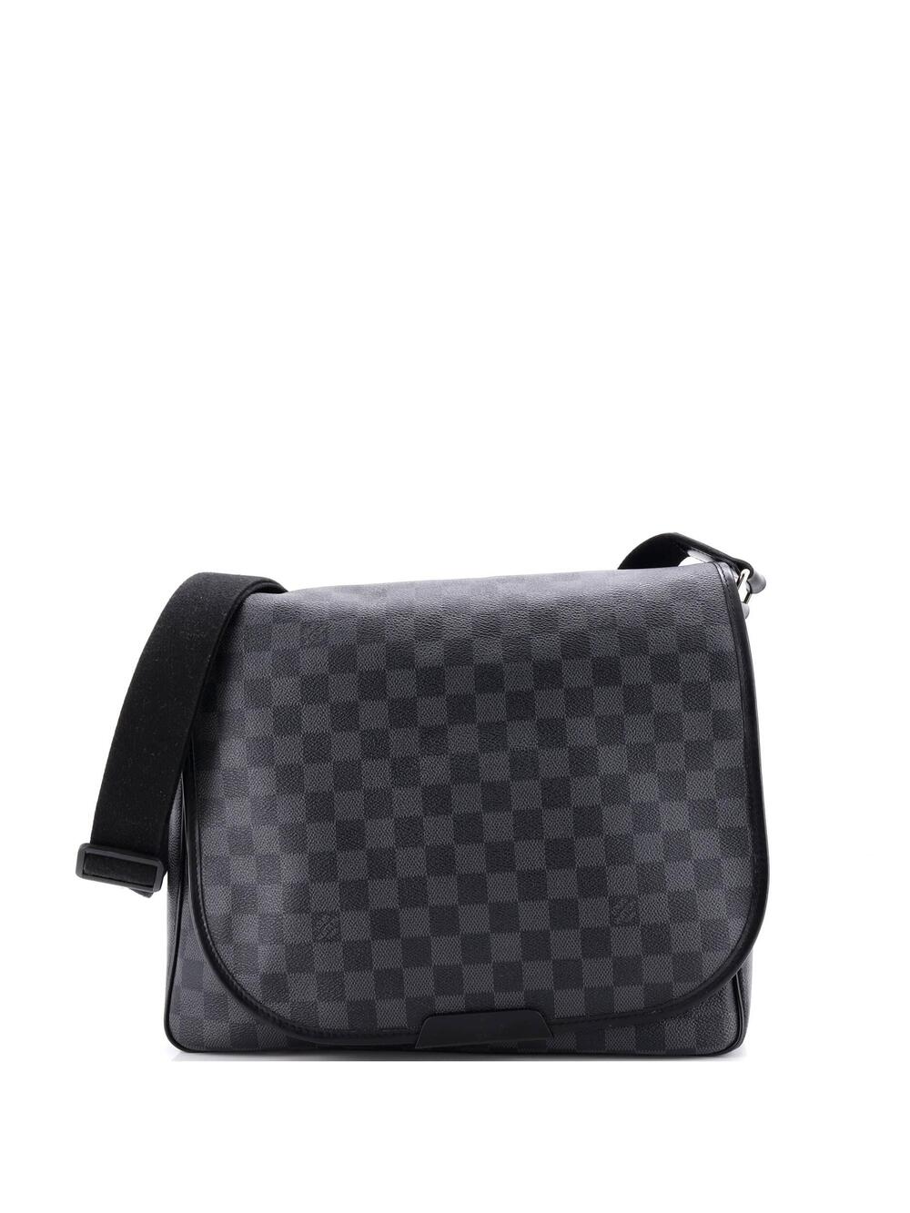 Louis Vuitton Daniel Messenger Bag #320787L84B